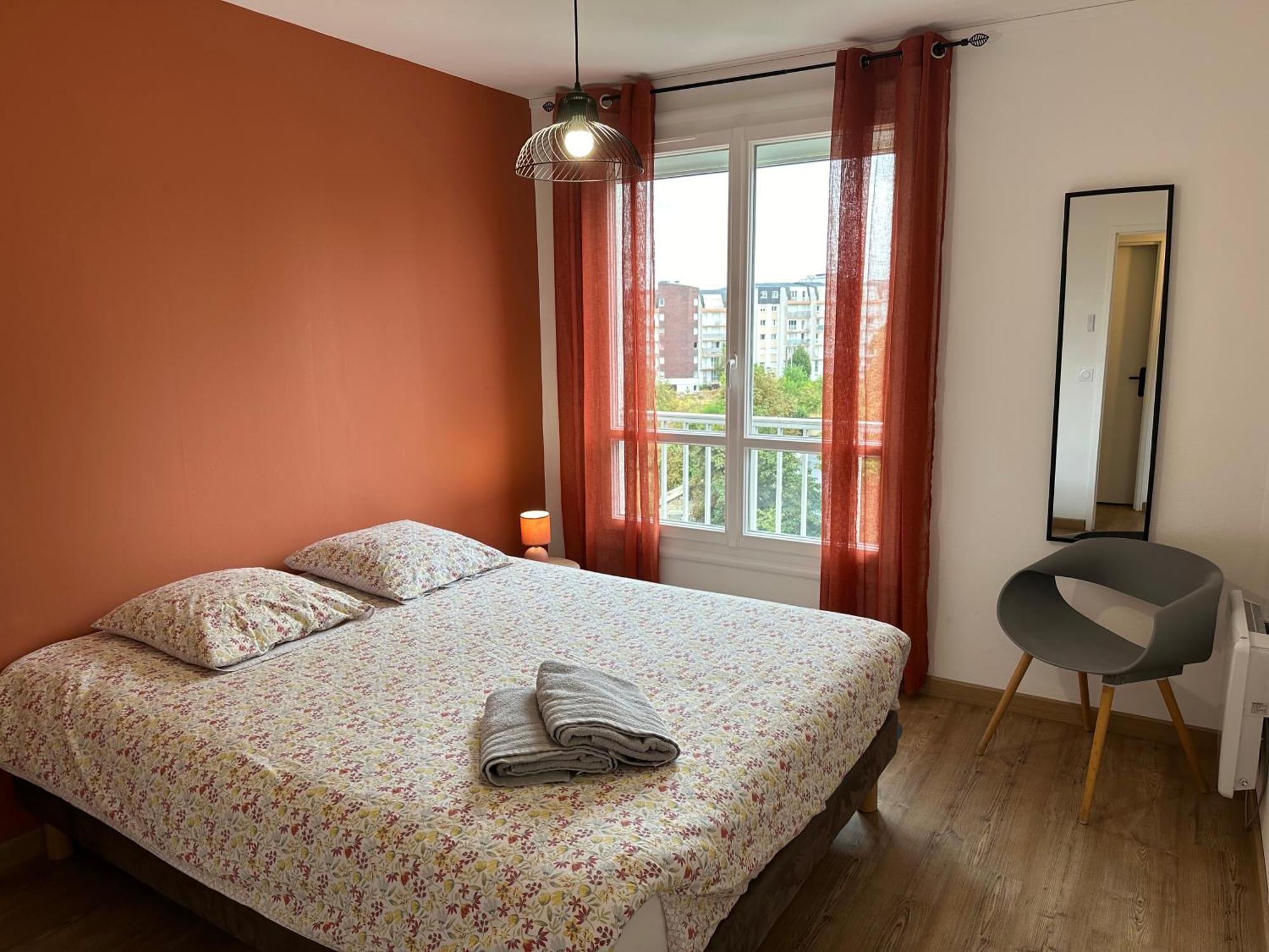 Le Grand Parc 13 - 2 Chambres - Wifi - Parking Châteauroux Extérieur photo